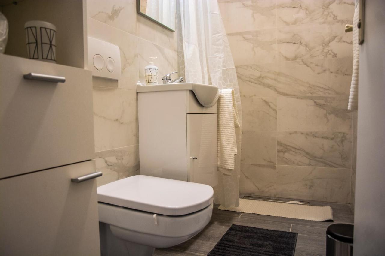 Apartment & Room Eni ザグレブ エクステリア 写真